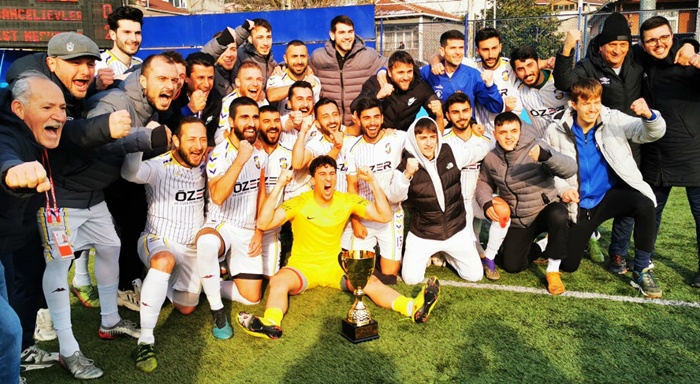 İstanbul Mesudiyespor şampiyonluğunu ilan etti