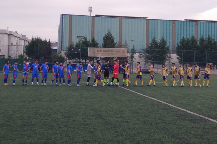 İstanbul Mesudiye Orhanlıspor engelini aştı