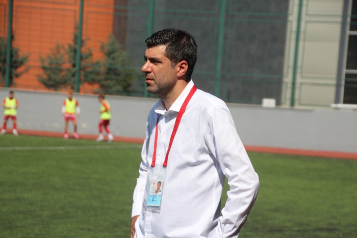 Ergün Ertan Dikilitaşspor’a veda etti