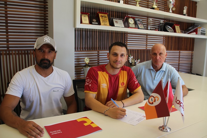 Emirhan Çetin resmen Taçspor’da