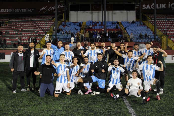 Küçüksu Rasathanespor Sahasında Geçit Vermiyor