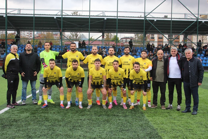 Fikirtepe Dumlupınarspor lideri devirdi