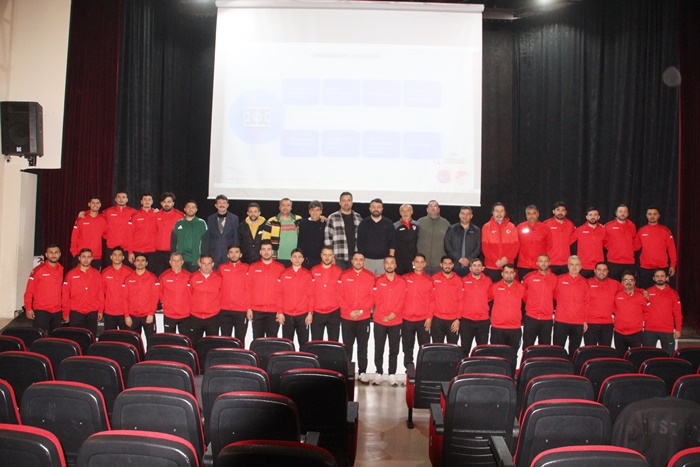 UEFA C Antrenör Kursu Sancaktepe’de Start Aldı