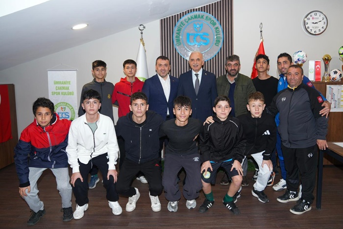 Ümraniye Çakmakspor Şampiyonluğunu ilan etti